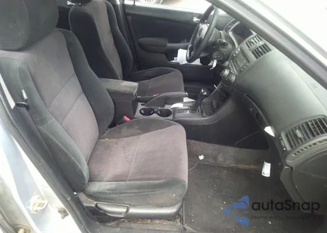 2005 Honda Accord 2.4 Lx from USA, damaged, VIN 1HGCM56435A060785